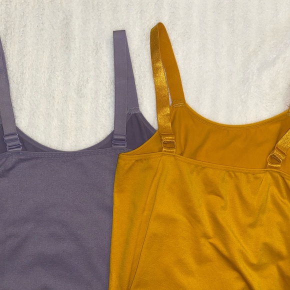 Maternity tank top bundle - Picture 5 of 8